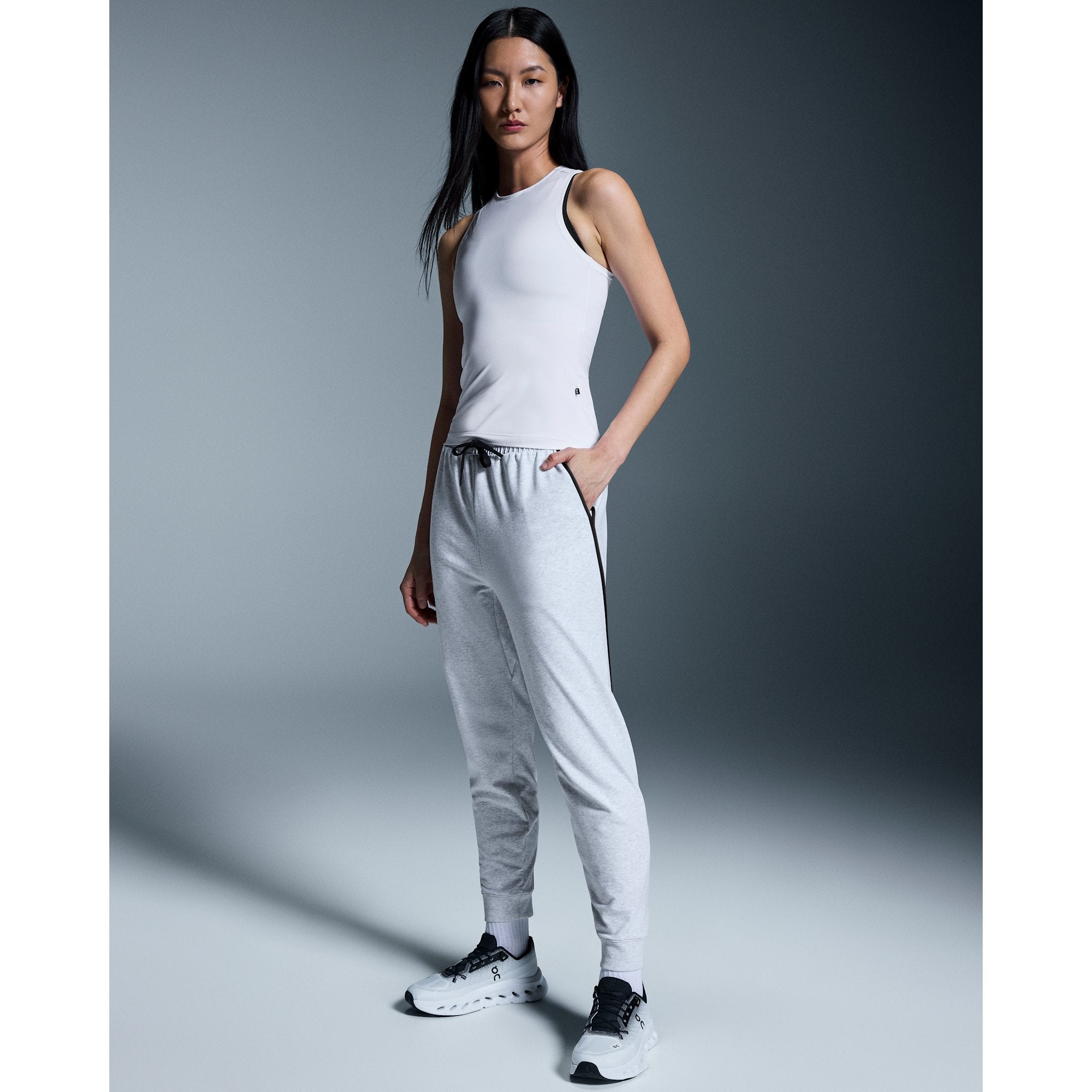 On Studio Joggers Crater