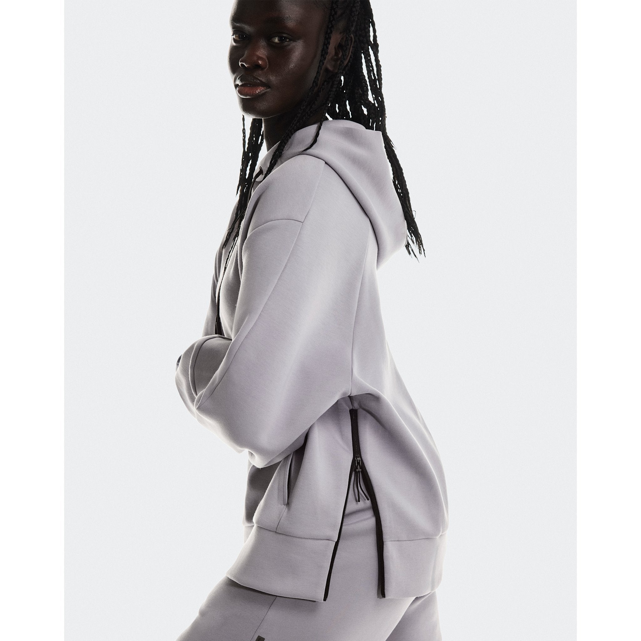 On Focus Tech Hoodie Lilac