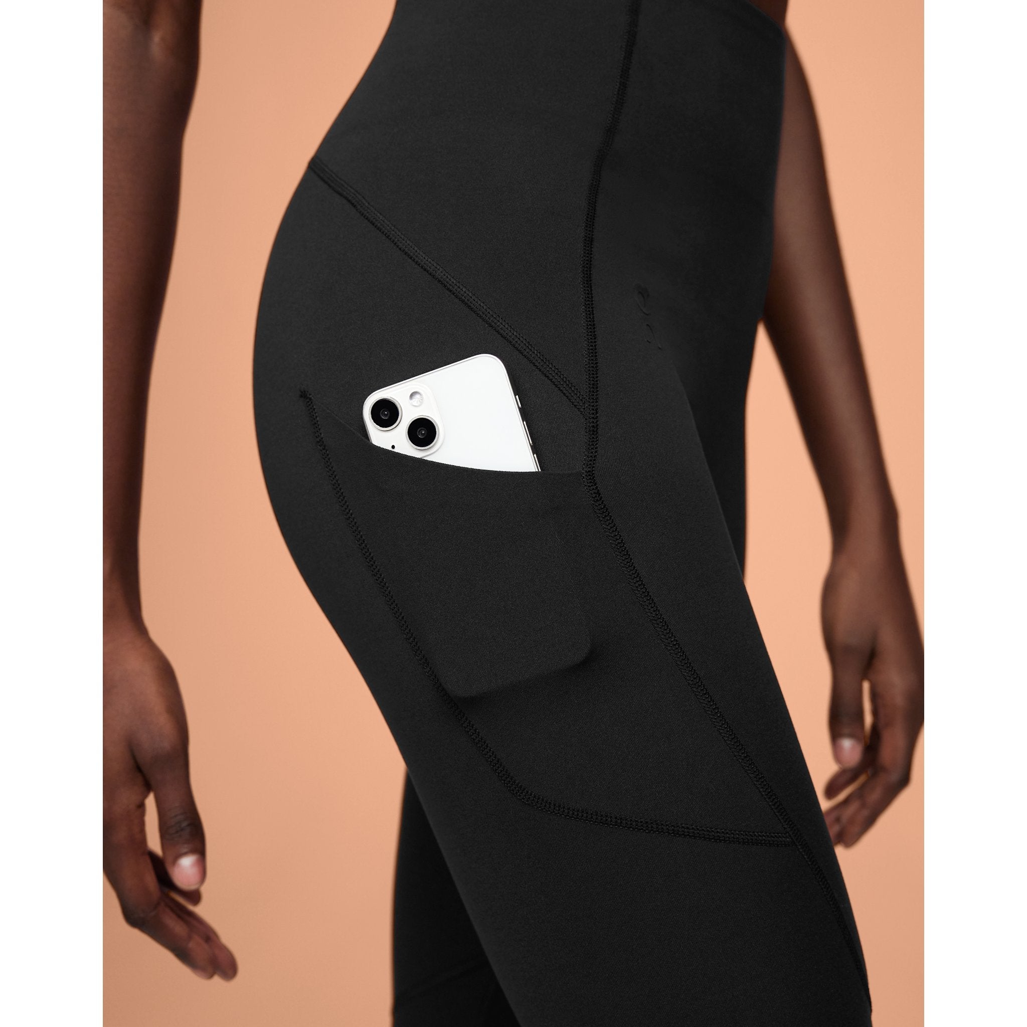 On Movement 3/4 Tights Black