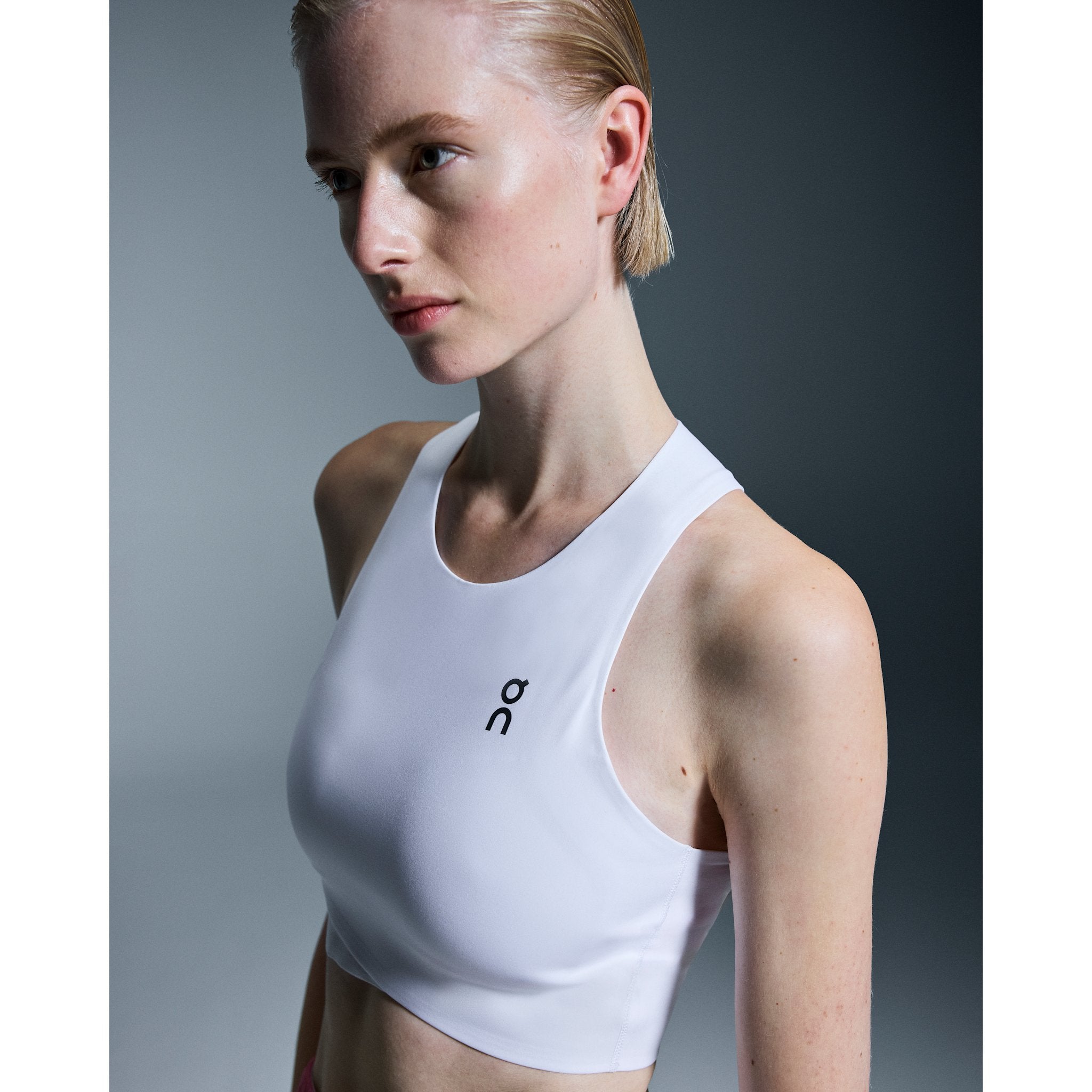 On Court Crop Top White