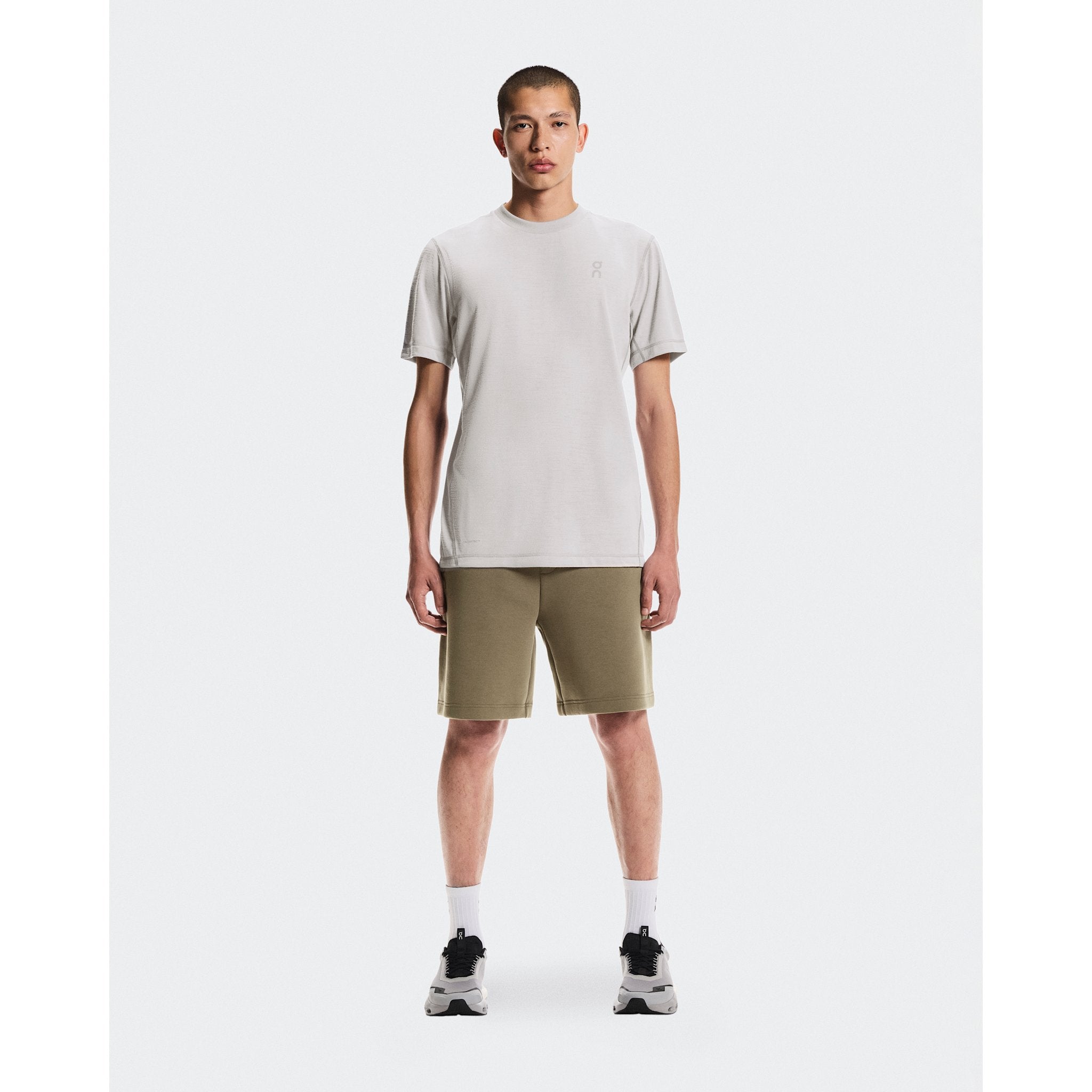 On Focus Tech Shorts Kalamata
