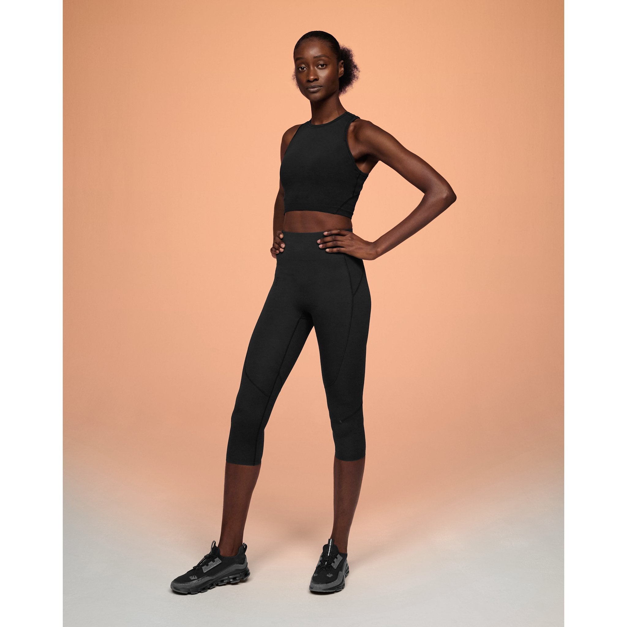 On Movement 3/4 Tights Black
