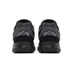 New Balance 2002R 'Black Magnet'
