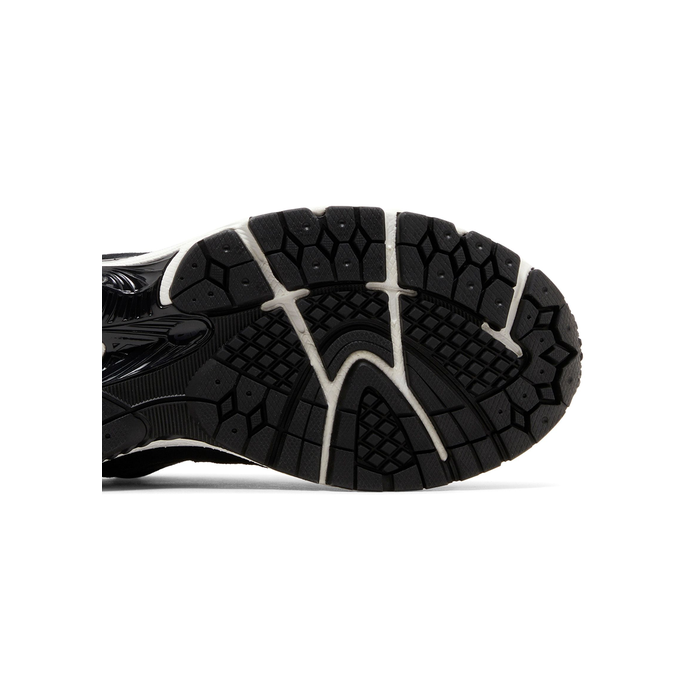 New Balance 2002R 'Black Gunmetal'