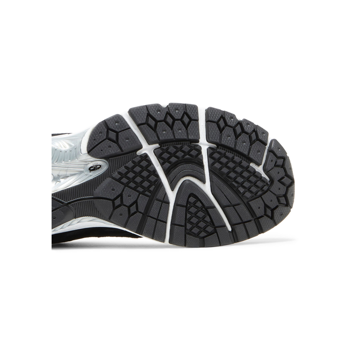 New Balance 2002R 'Black'