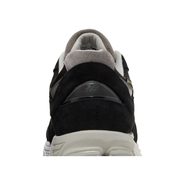 New Balance 2002R GORE-TEX 'Black Grey'