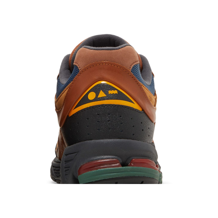 New Balance 2002R 'Hiking Pack - Brown'