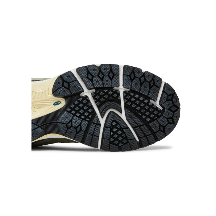 New Balance 2002R 'Protection Pack - Mirage Gray'