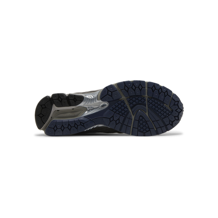 New Balance 2002R GORE-TEX 'Castlerock Natural Indigo'