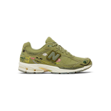 New Balance Bryant Giles x 2002R 'What Now?'