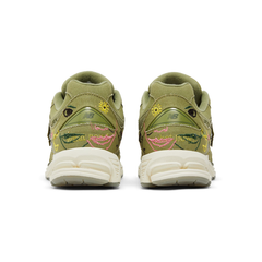 New Balance Bryant Giles x 2002R 'What Now?'