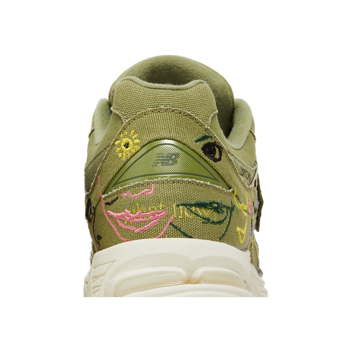 New Balance Bryant Giles x 2002R 'What Now?'