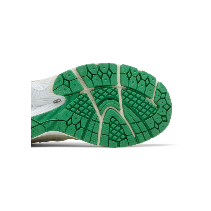 New Balance GANNI x 2002R 'Turtledove'