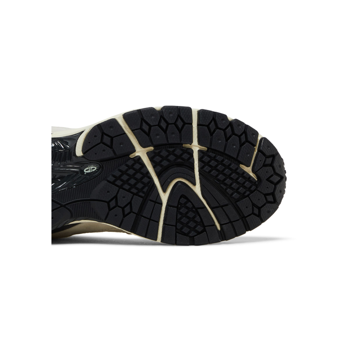 New Balance Shoe Palace x 2002R 'Lands End'