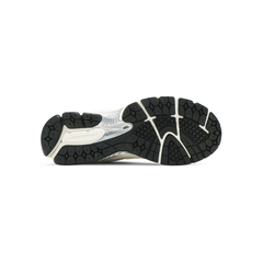 New Balance thisisneverthat x 2002R 'White'