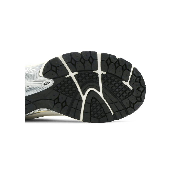 New Balance thisisneverthat x 2002R 'White'