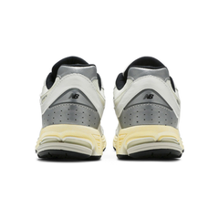 New Balance thisisneverthat x 2002R 'White'