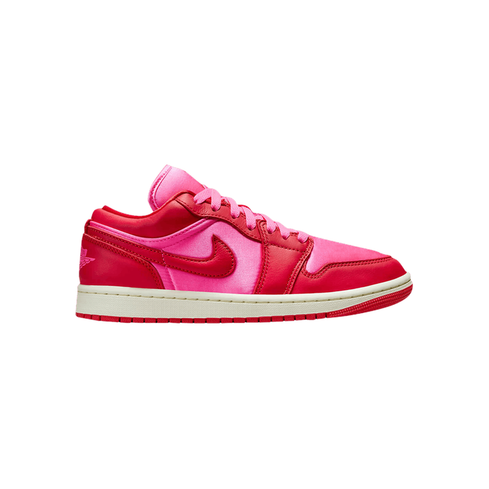 Nike Wmns Air Jordan 1 Low SE 'Pink Blast'