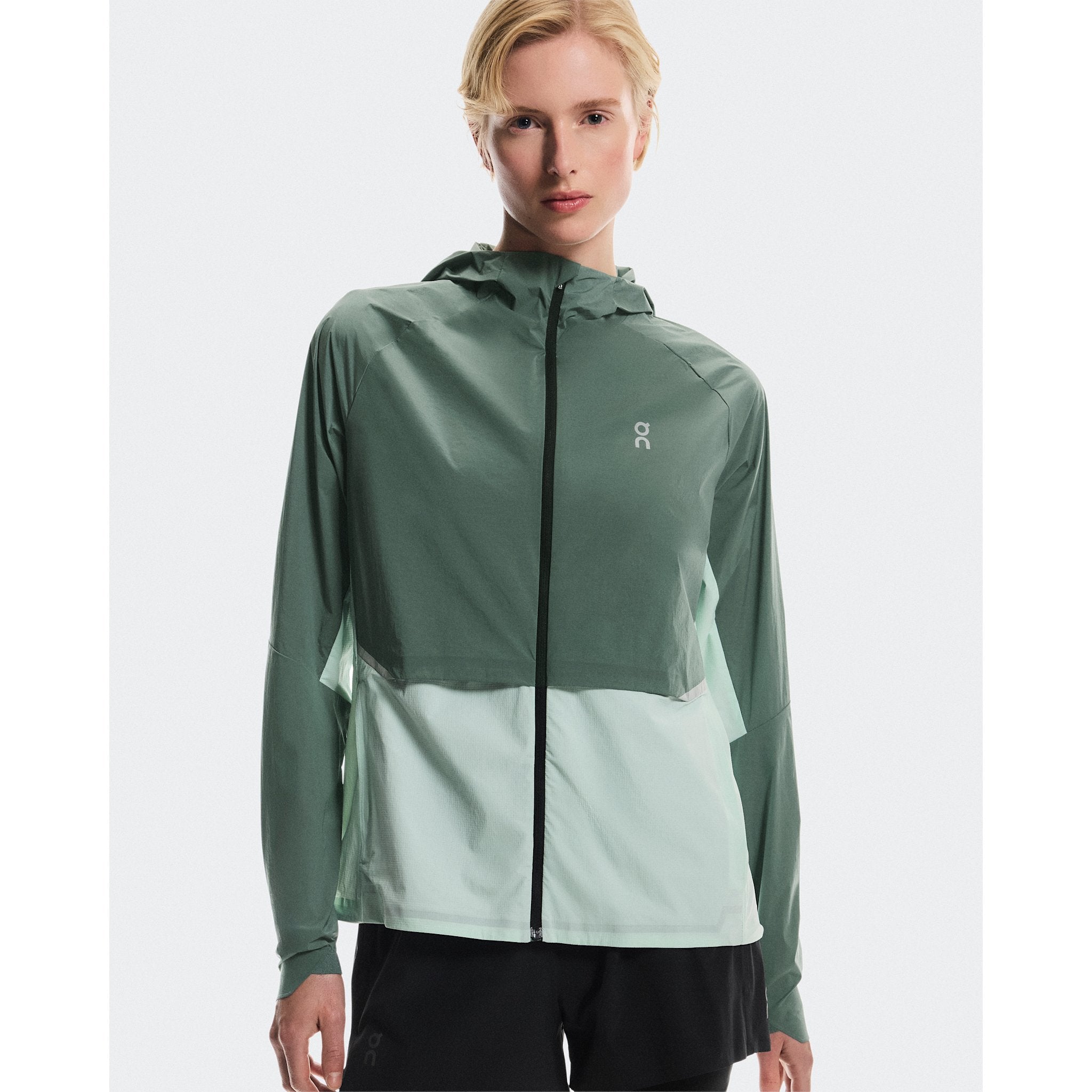 On Core Jacket Olive | Creek