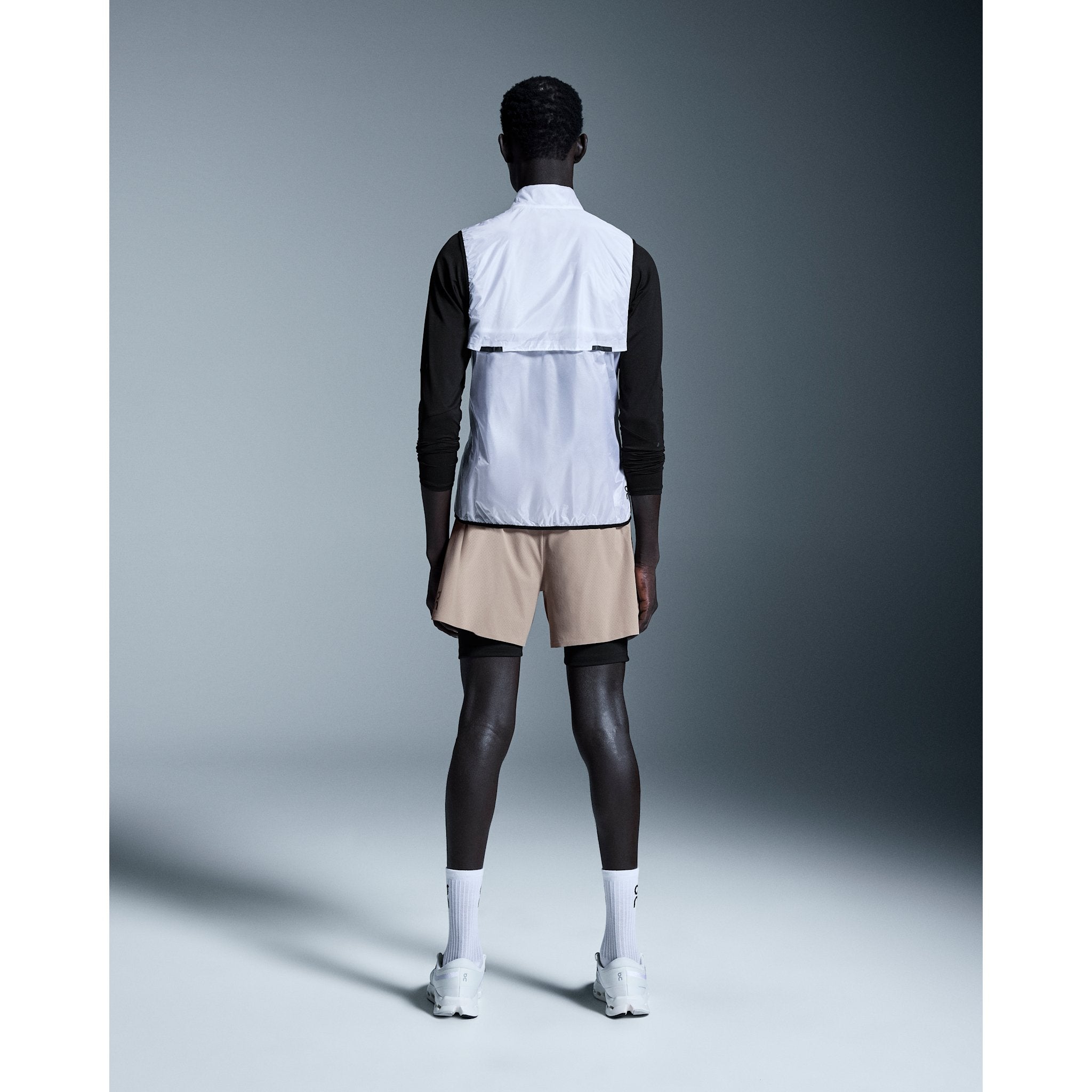 On 5" Performance 2/1 Shorts Cinder | Black
