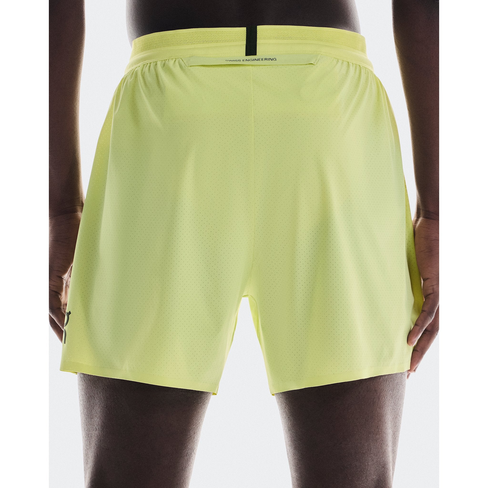 On 5" Performance Shorts Limelight