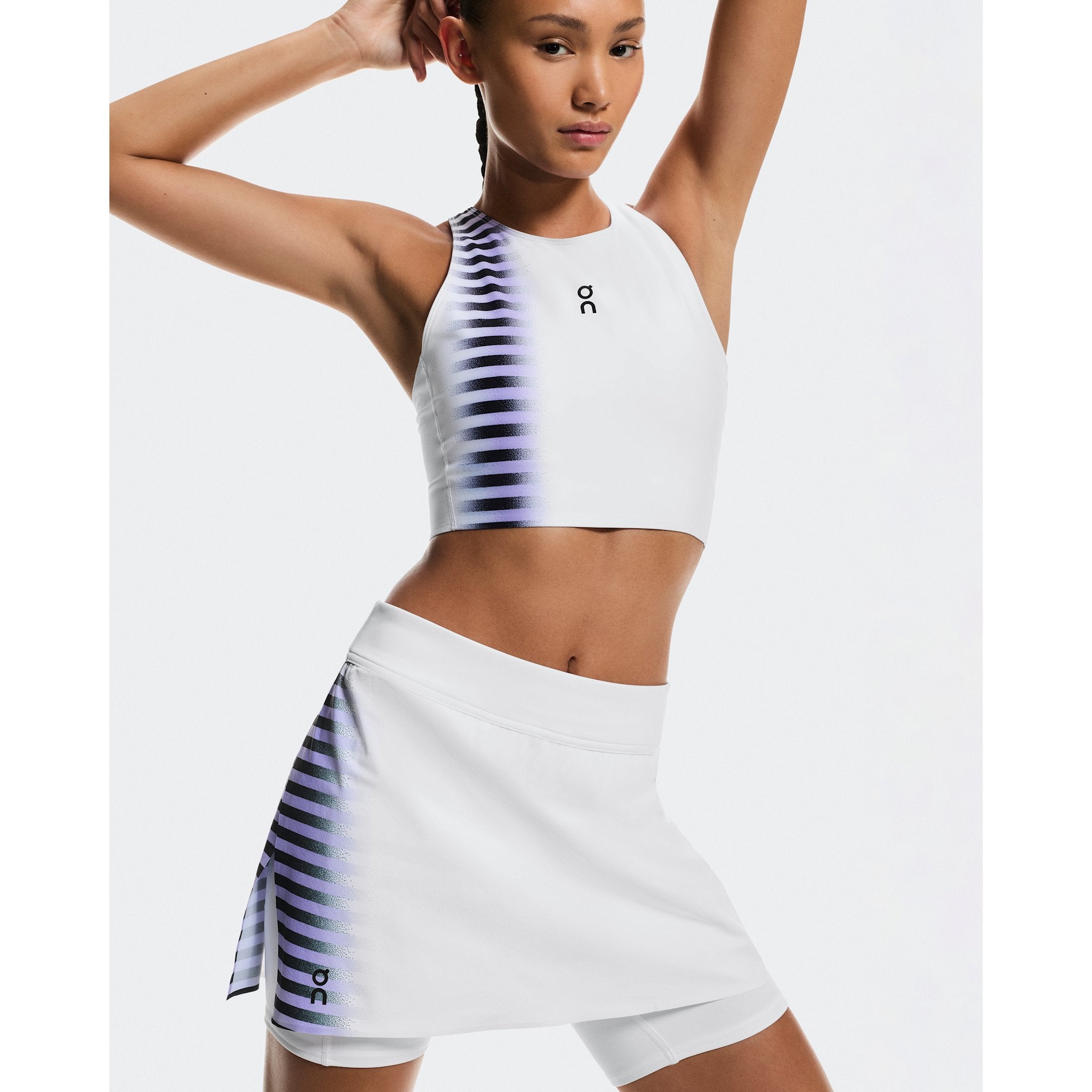 On Court Skirt Split Edge White | Black