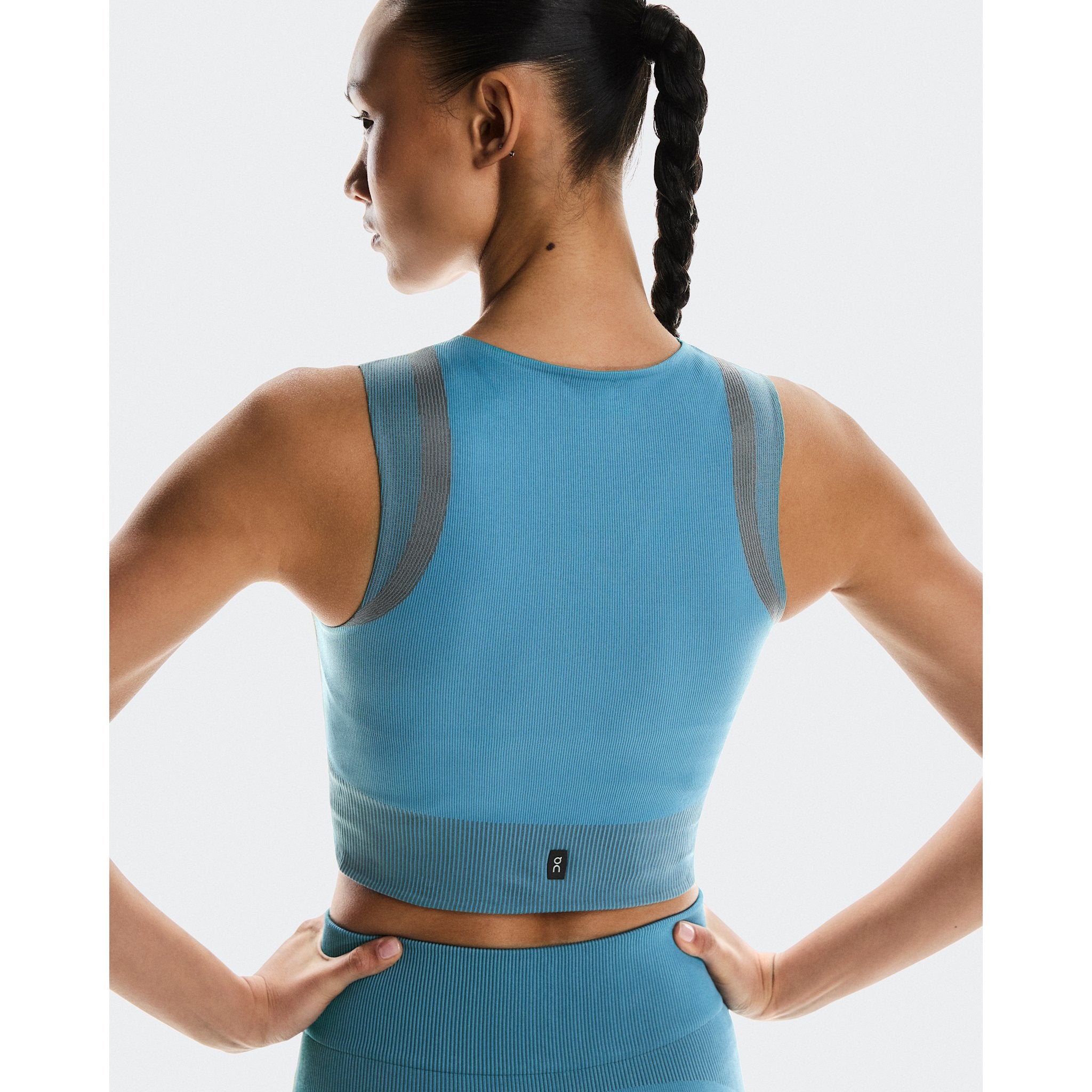 On Studio Knit Crop Niagara | Rock