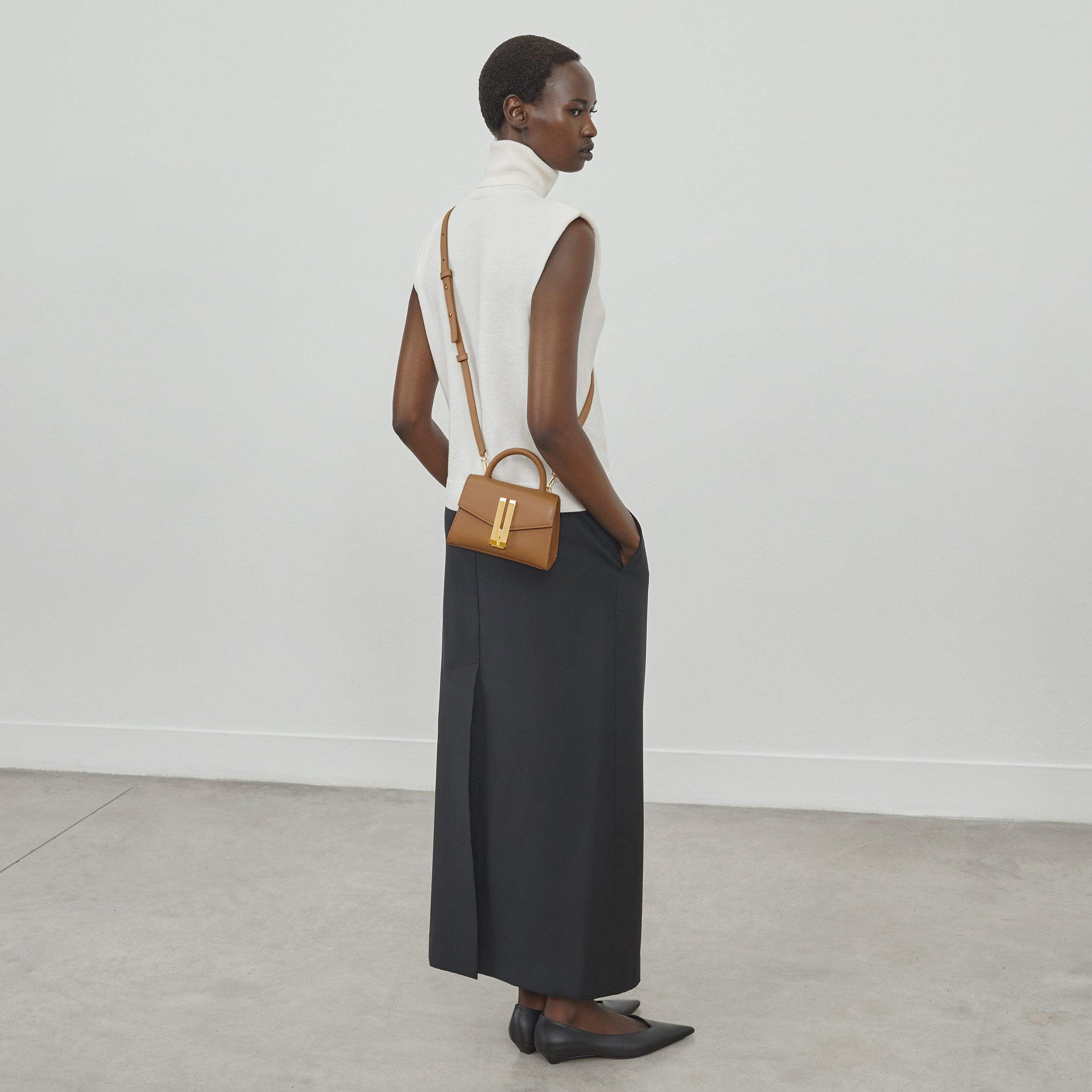 DeMellier The Nano Montreal deep toffee smooth