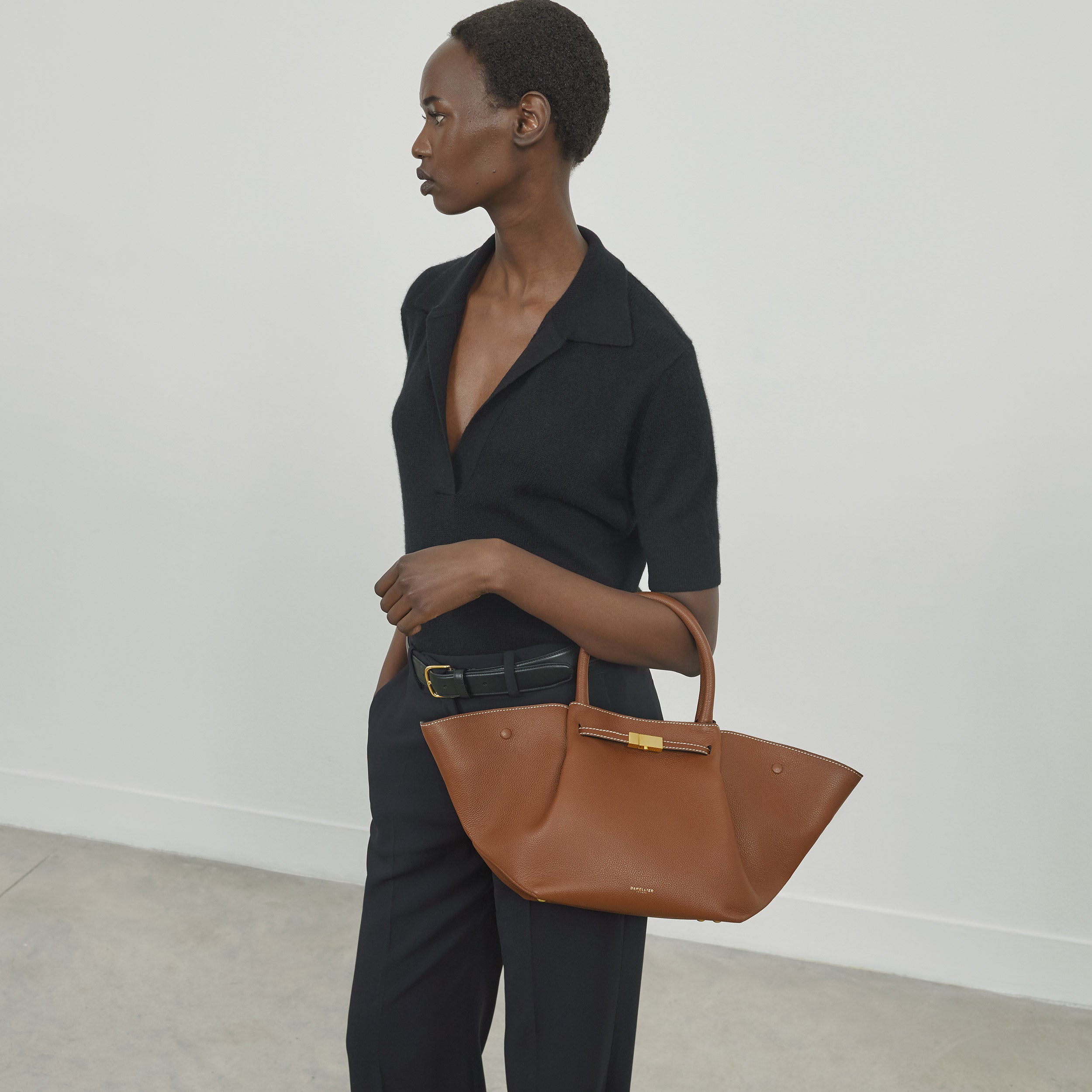 DeMellier The Midi New York tan small grain ecru stitching