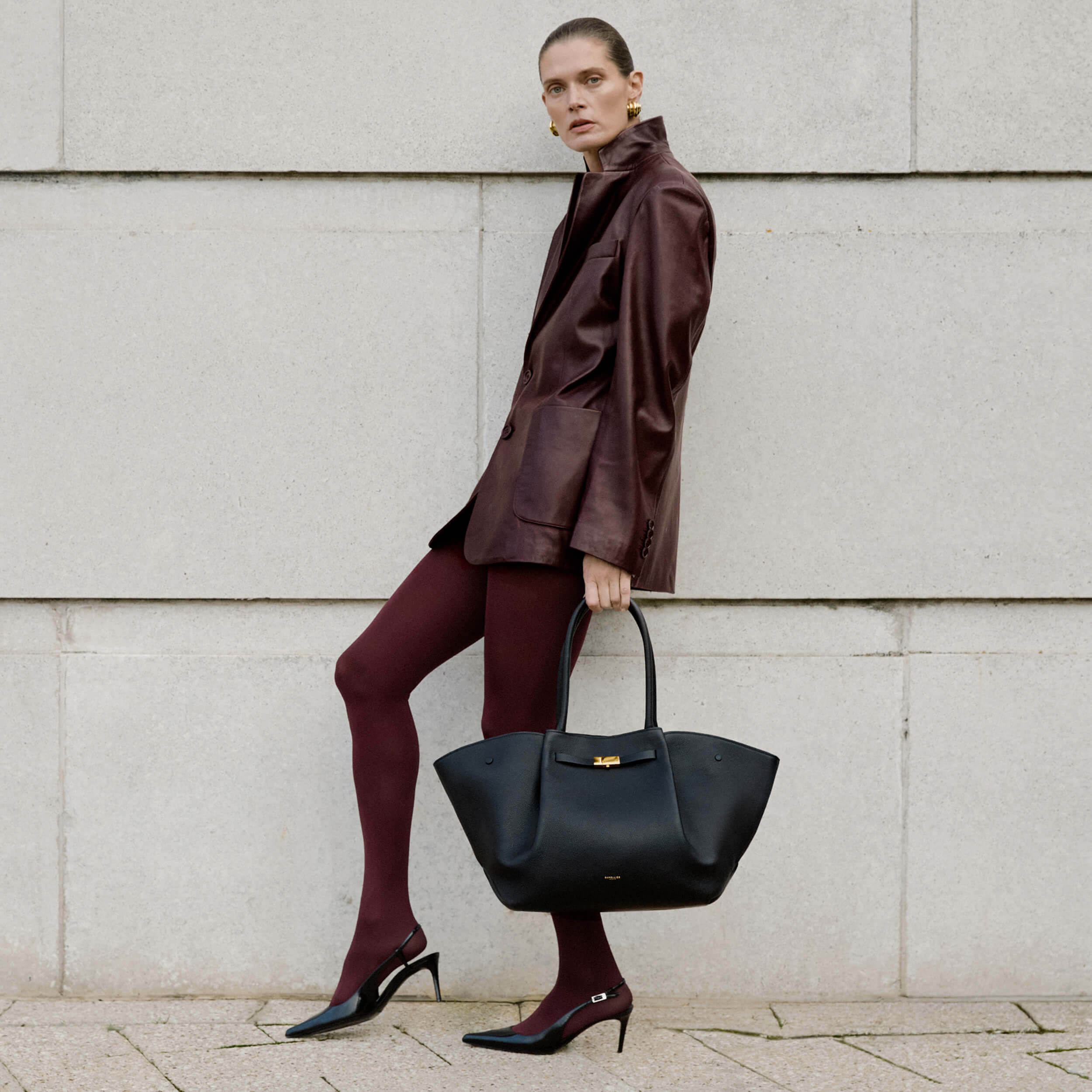 DeMellier The New York black small grain