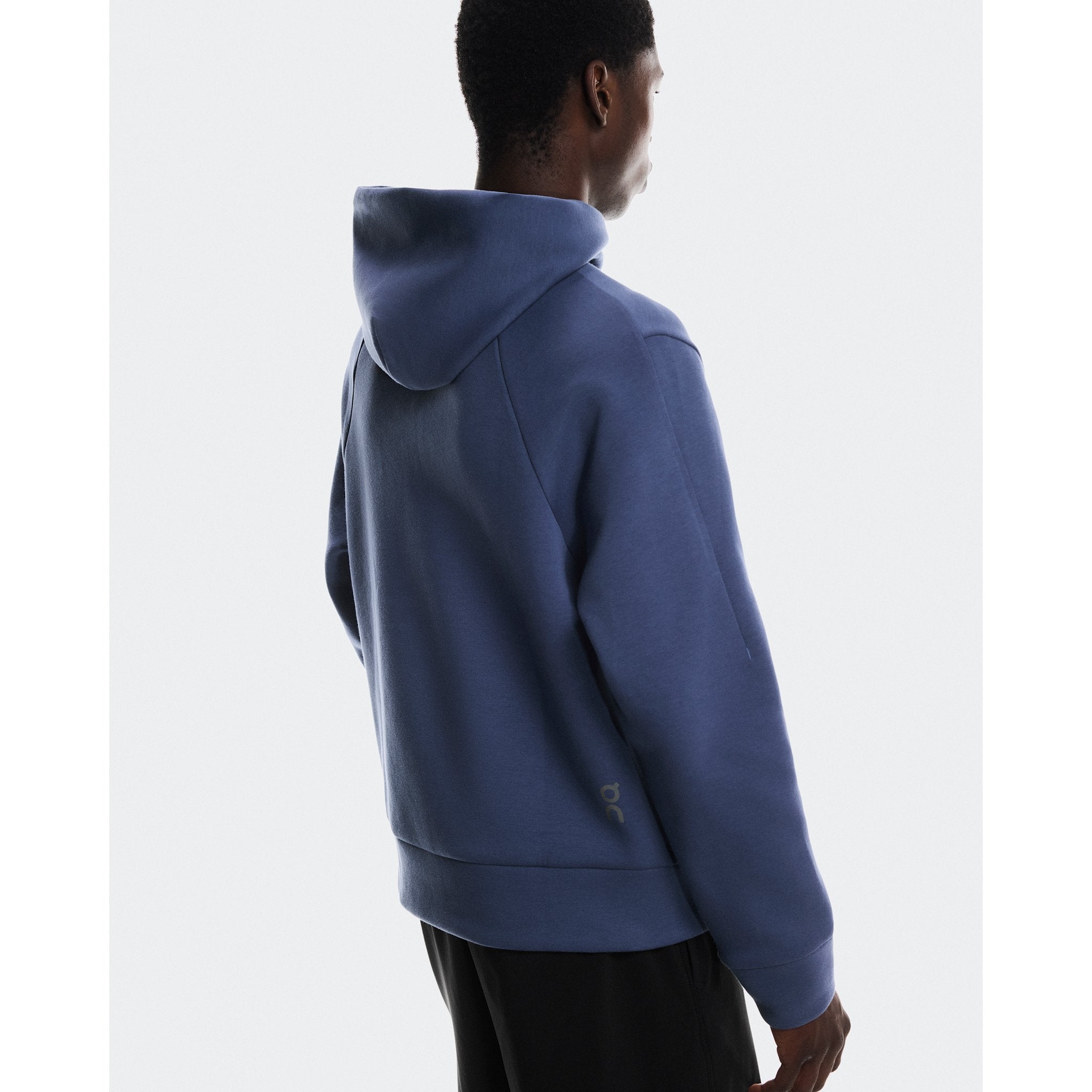 On Focus Tech Hoodie Acai