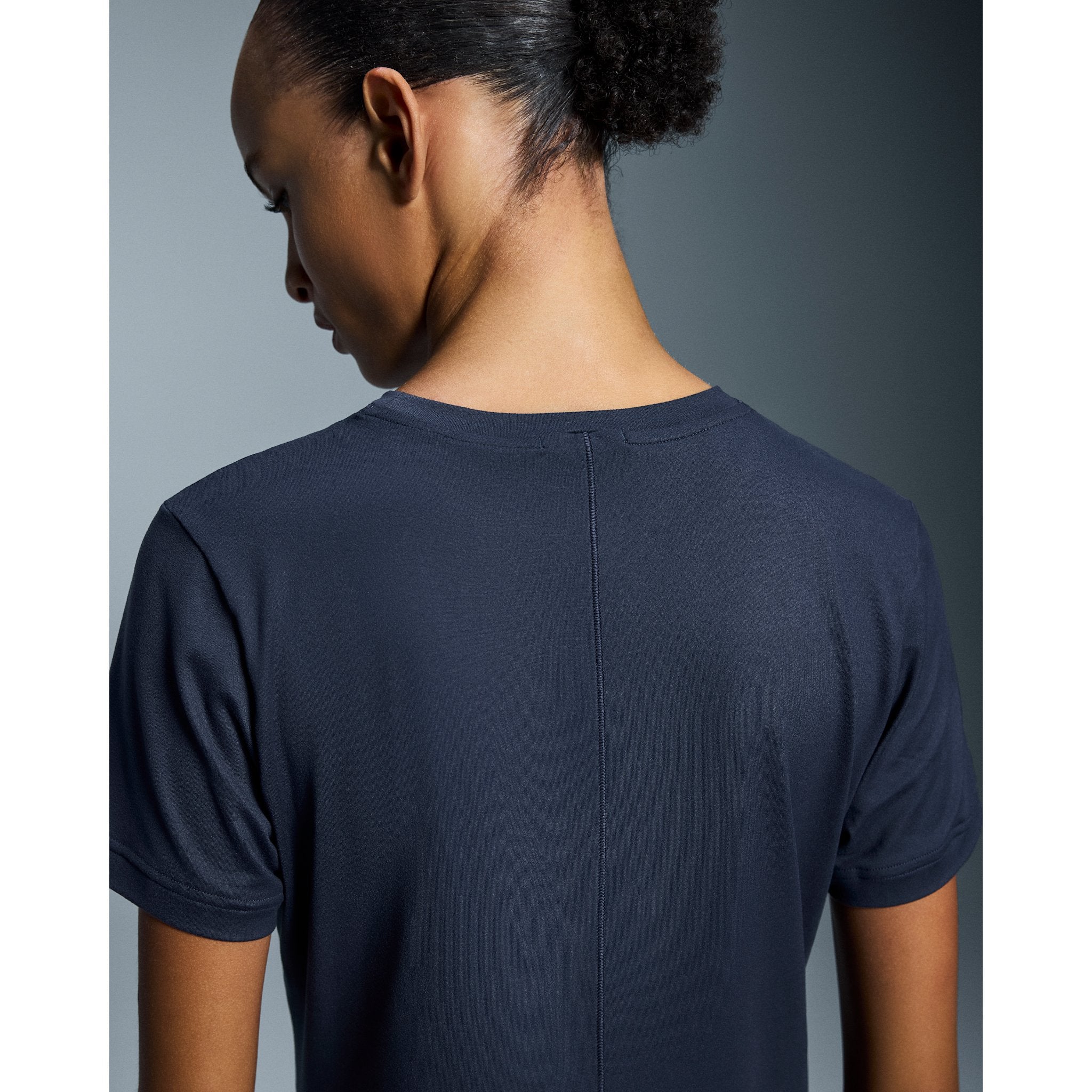 On Studio-T Navy
