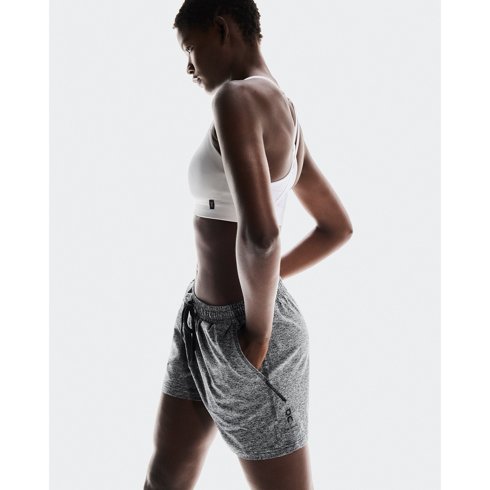 On Courtside Shorts Graphite