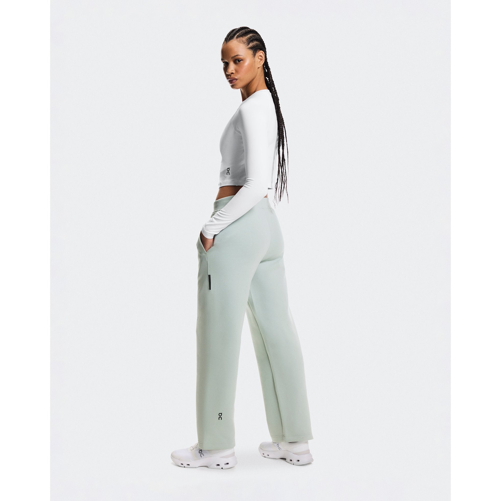 On Focus Tech Sweatpants Mineral