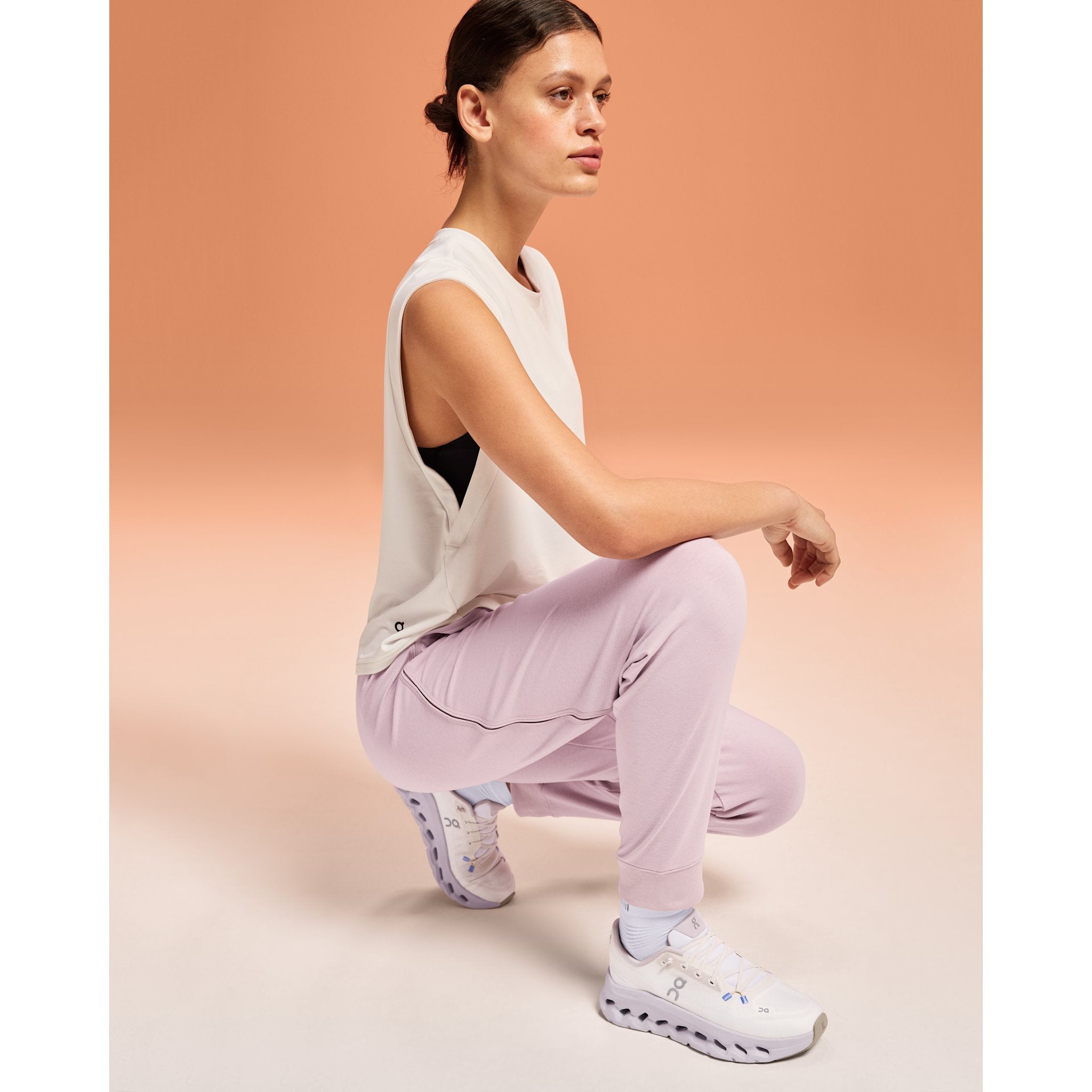 On Movement Joggers Fade