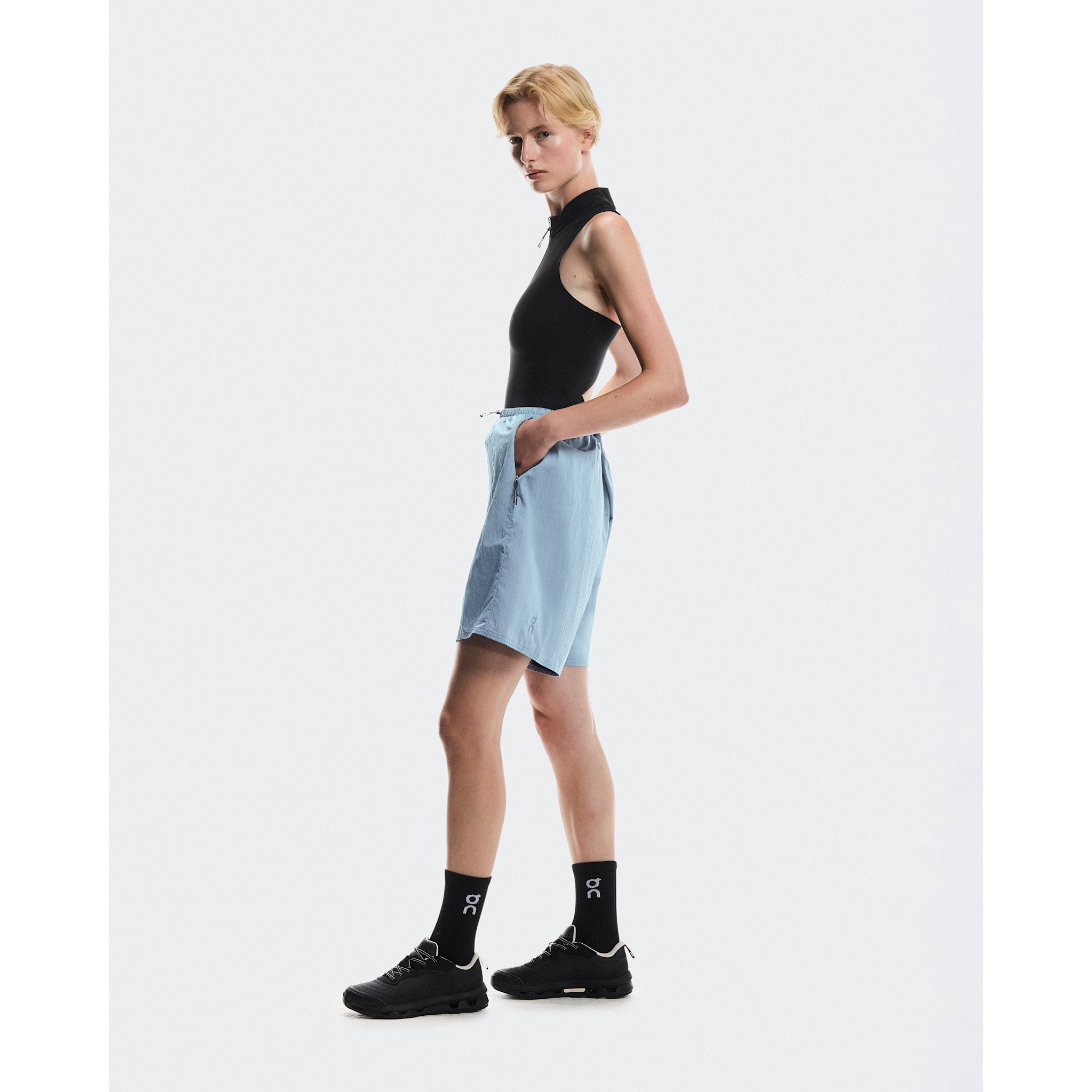On Track Shorts Arctic | Pink