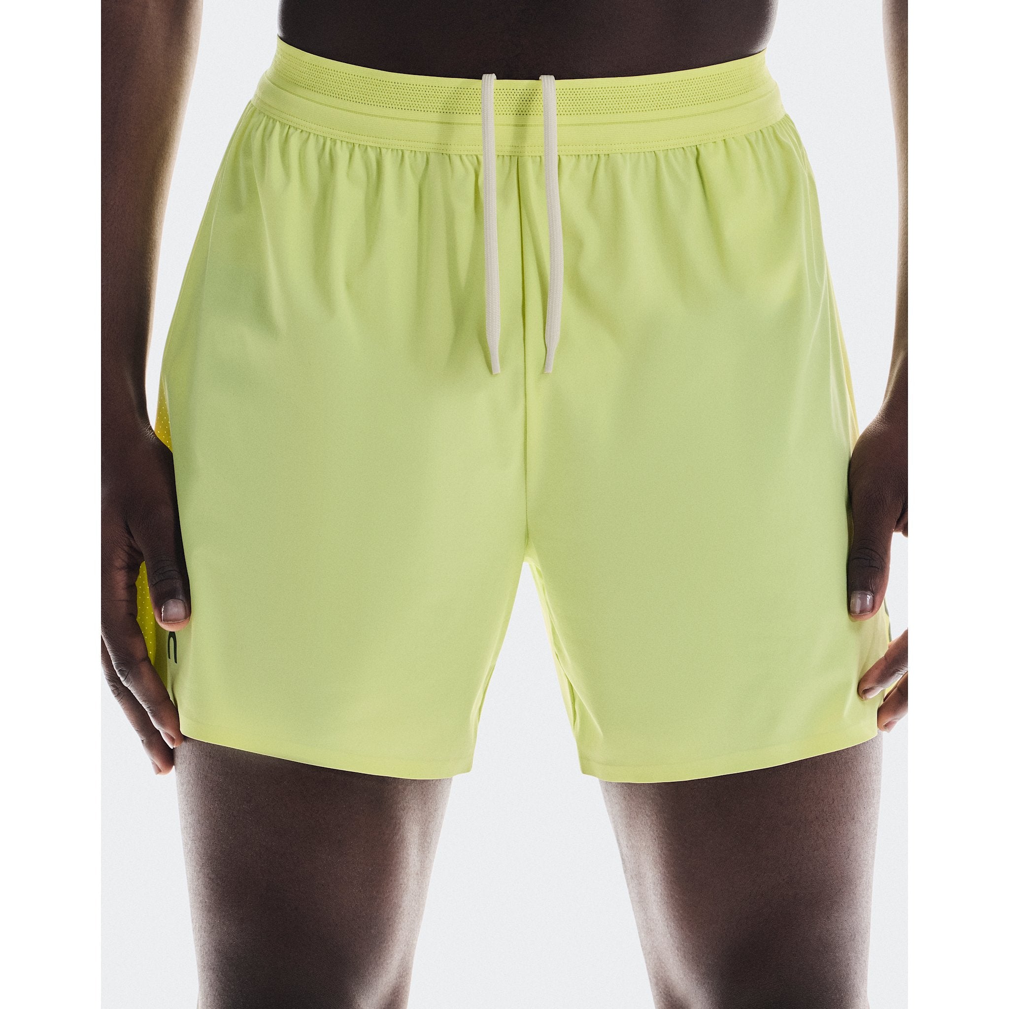 On 5" Performance Shorts Limelight