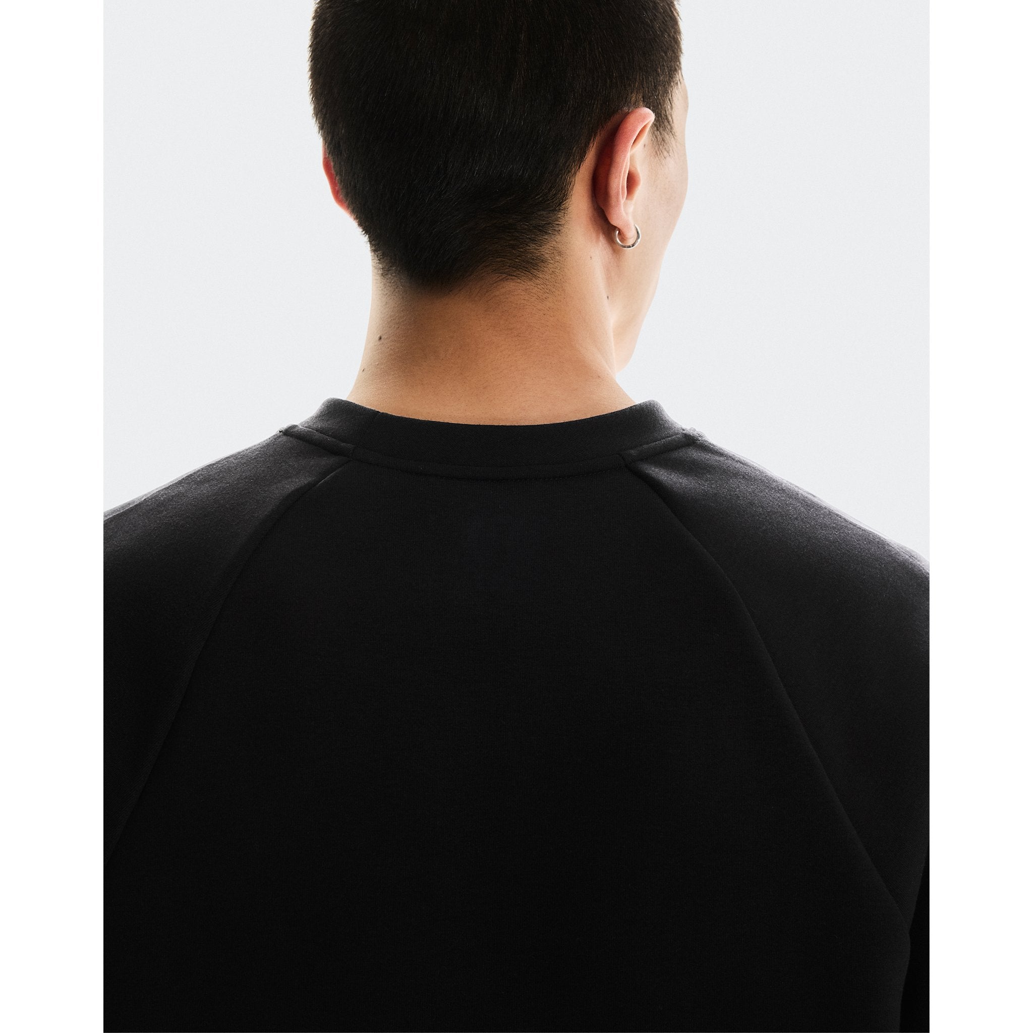 On Focus Tech Crew Black