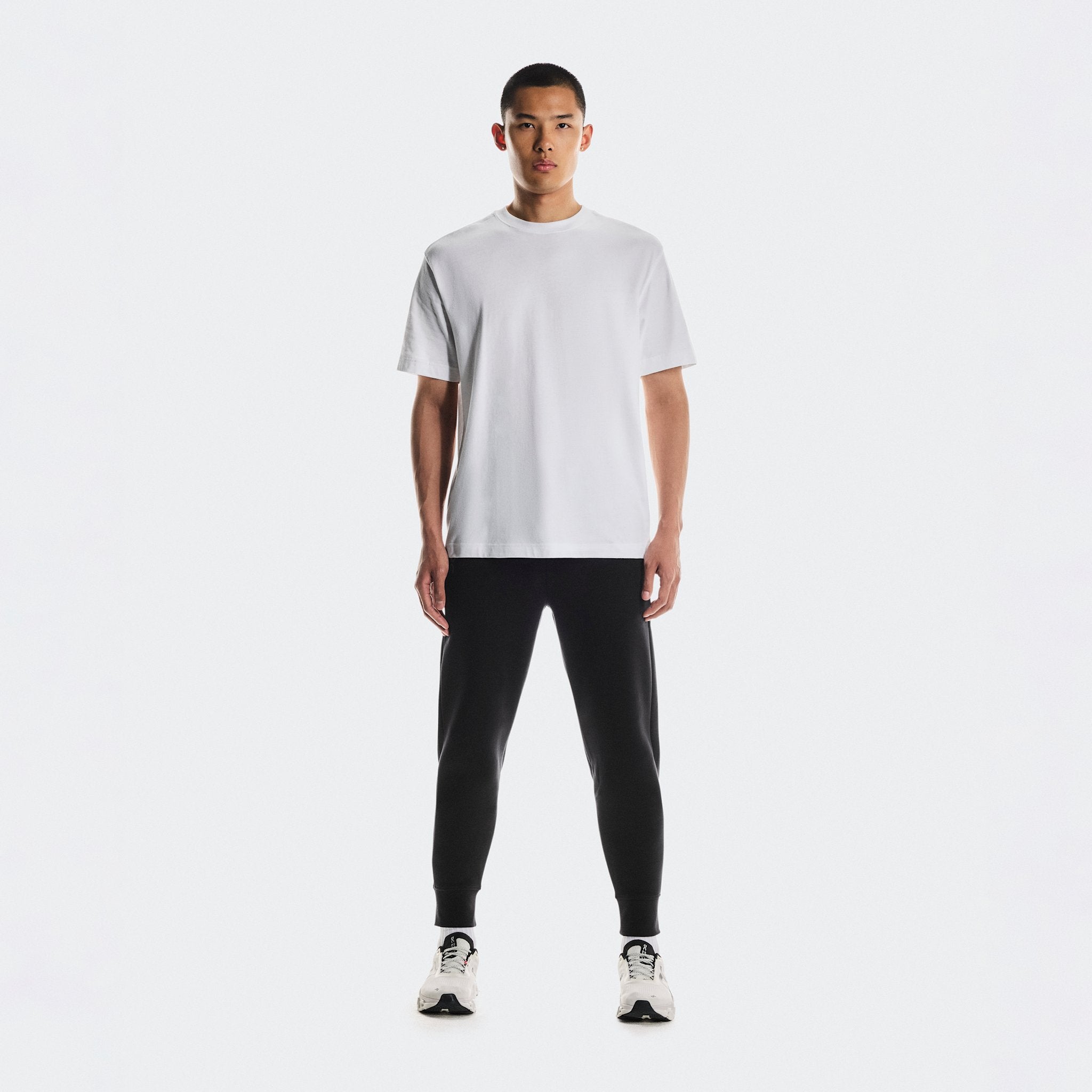 On Focus Tech Sweatpants Black