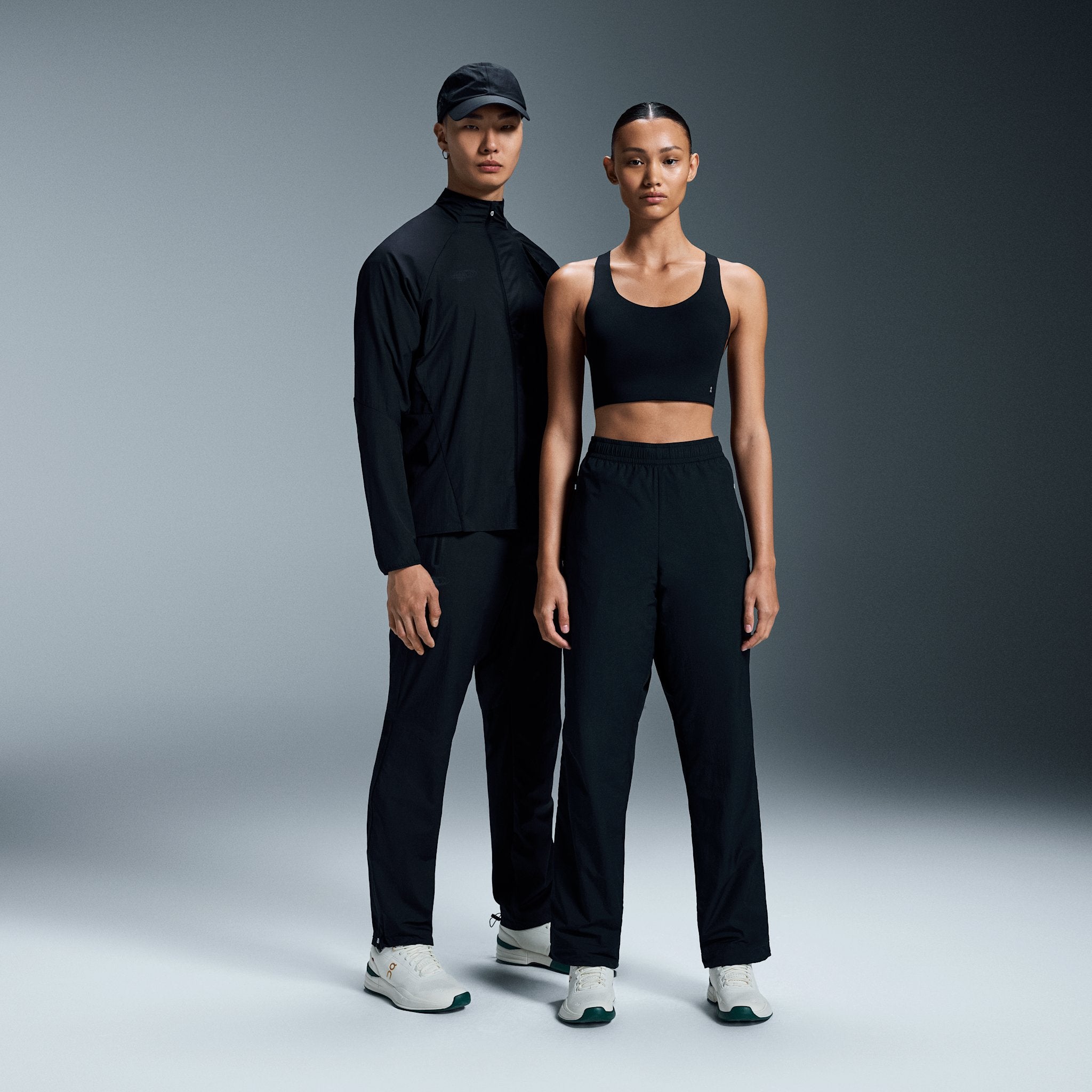 On Track Pants Beams Black