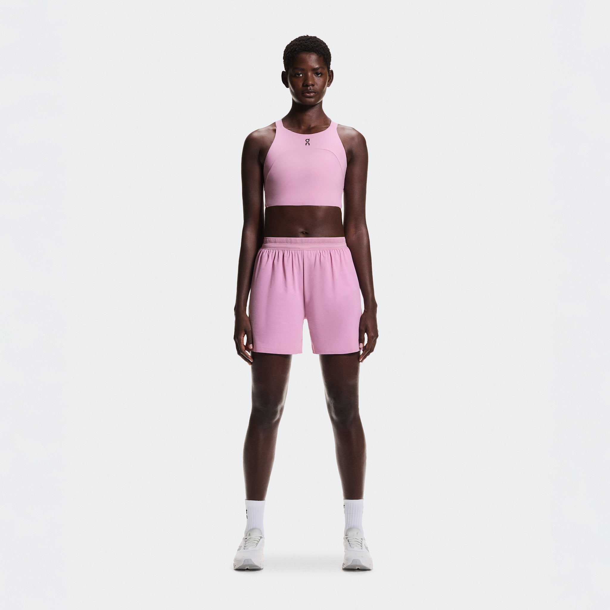 On 5" Performance Shorts Sakura