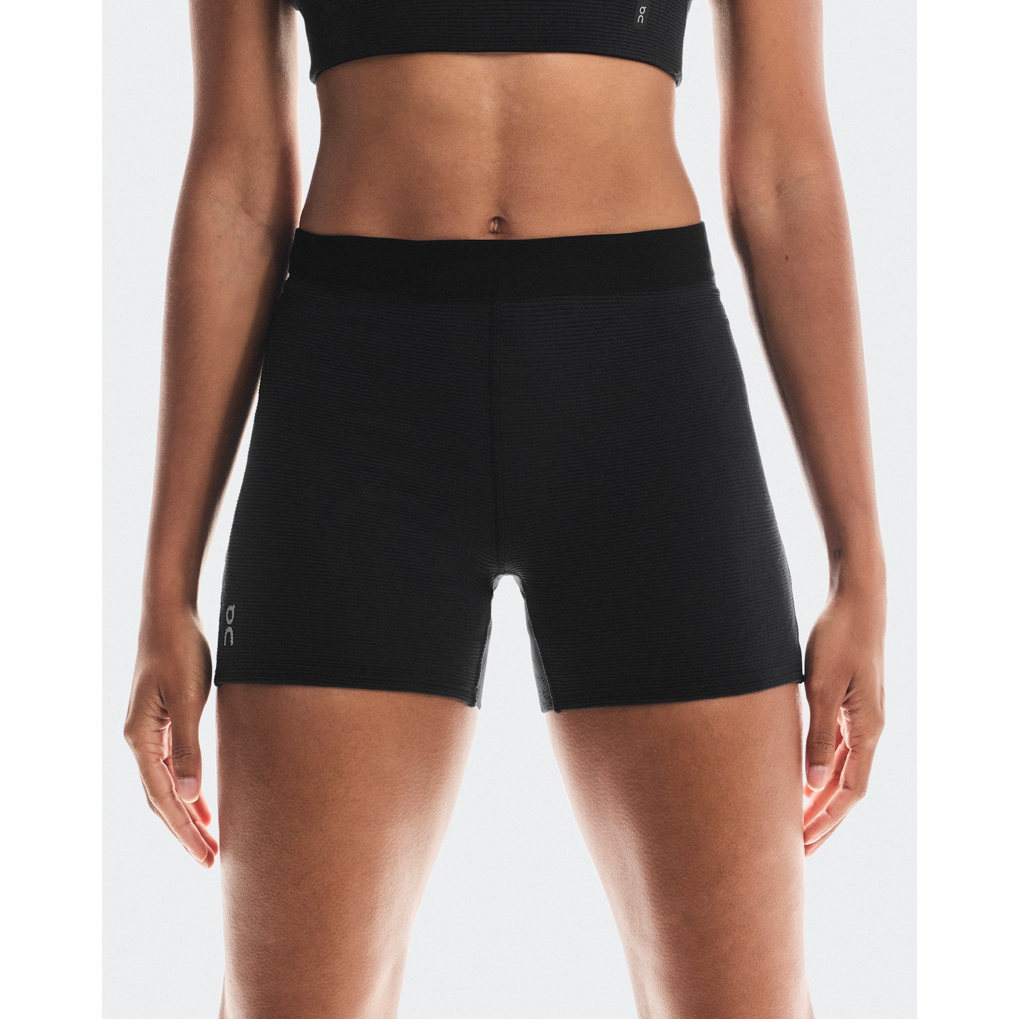 On Pace Tights Short Black