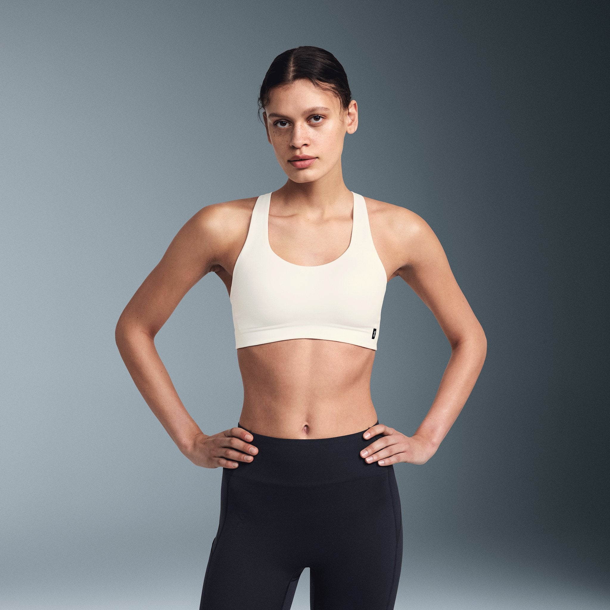 On Active Bra Undyed-White