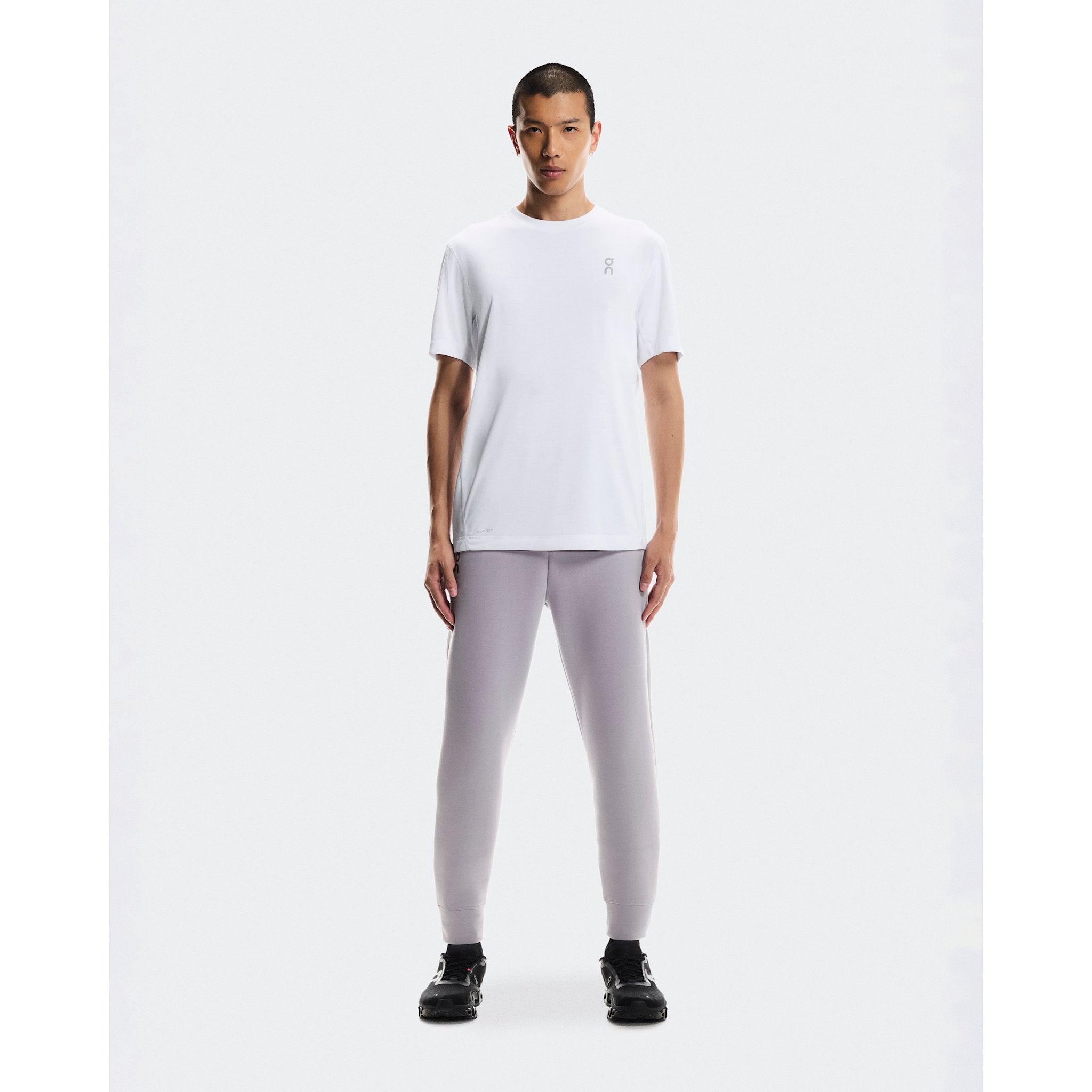On Focus Tech Sweatpants Lilac