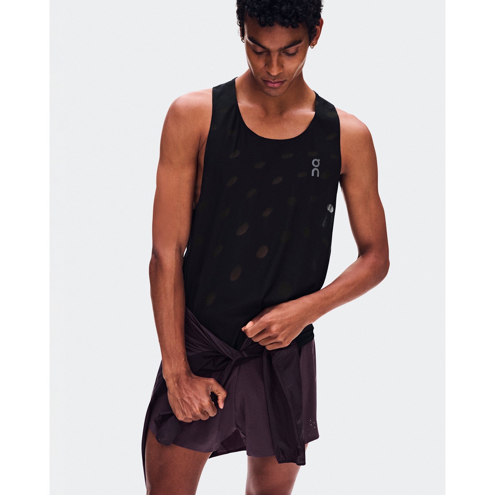 On Zero Tank Breathe Black