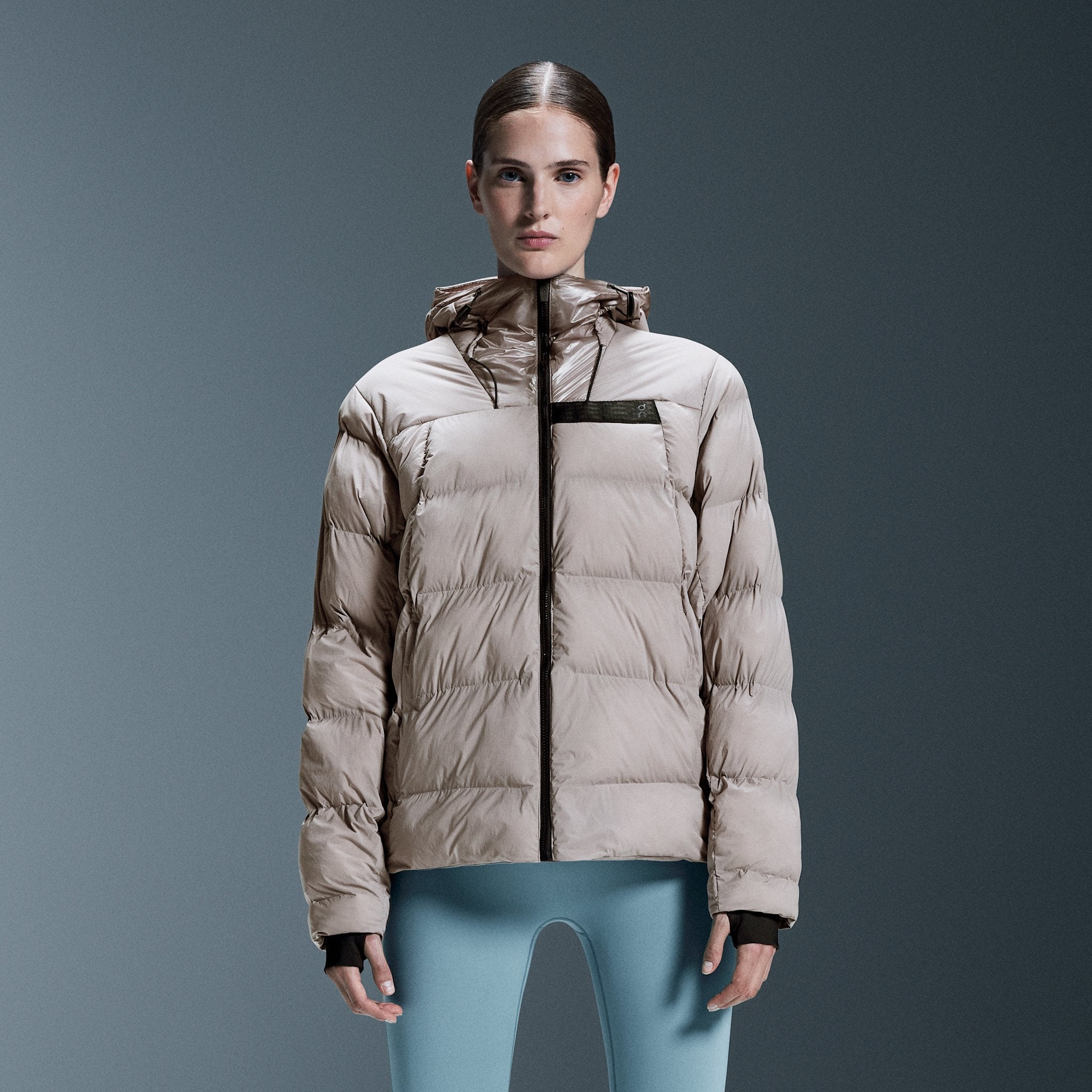On Challenger Jacket Zinc