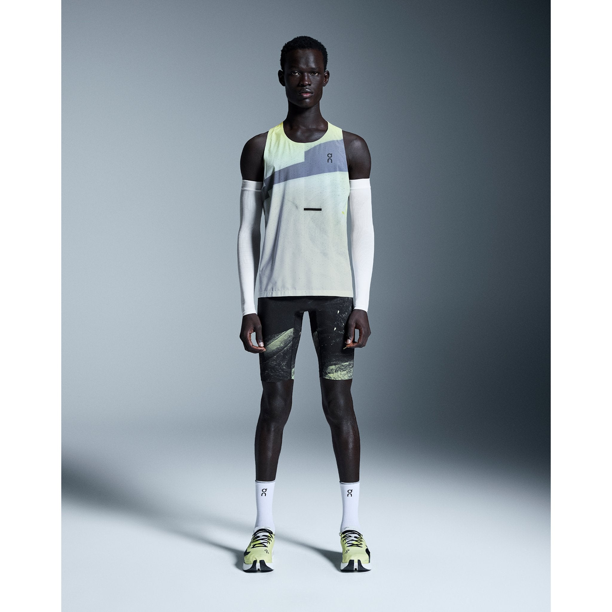 On Race Tights Half Black | Limelight