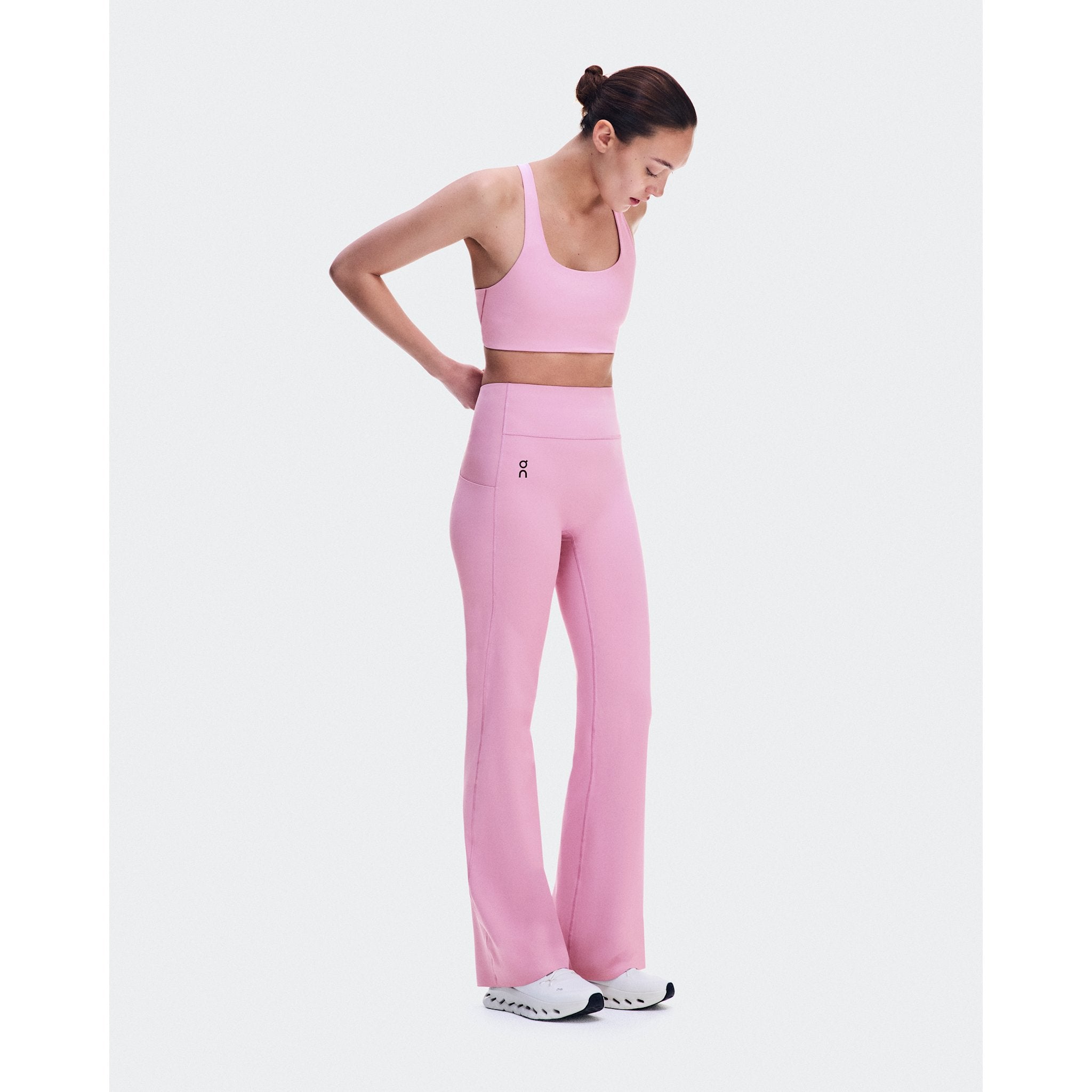 On Studio Leggings Flared Sakura