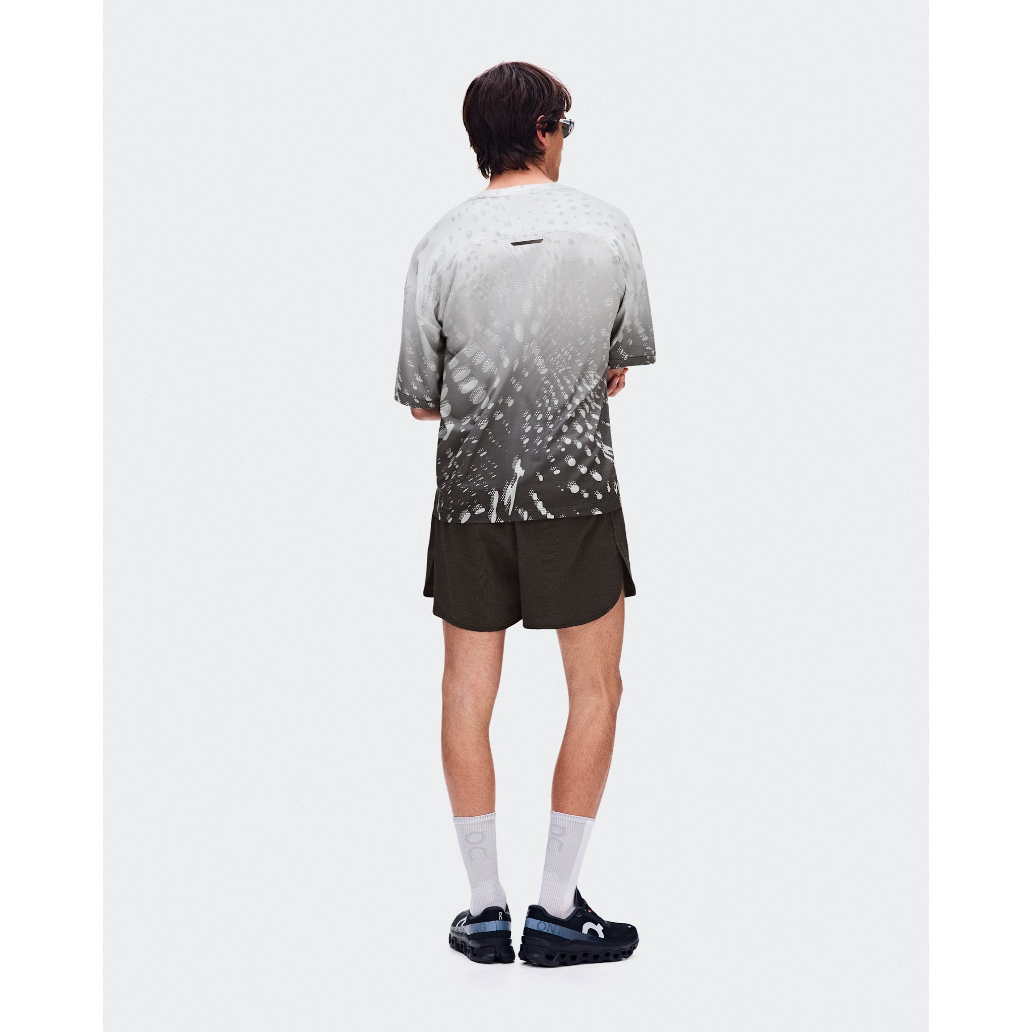 On Performance Volt Shorts Espresso