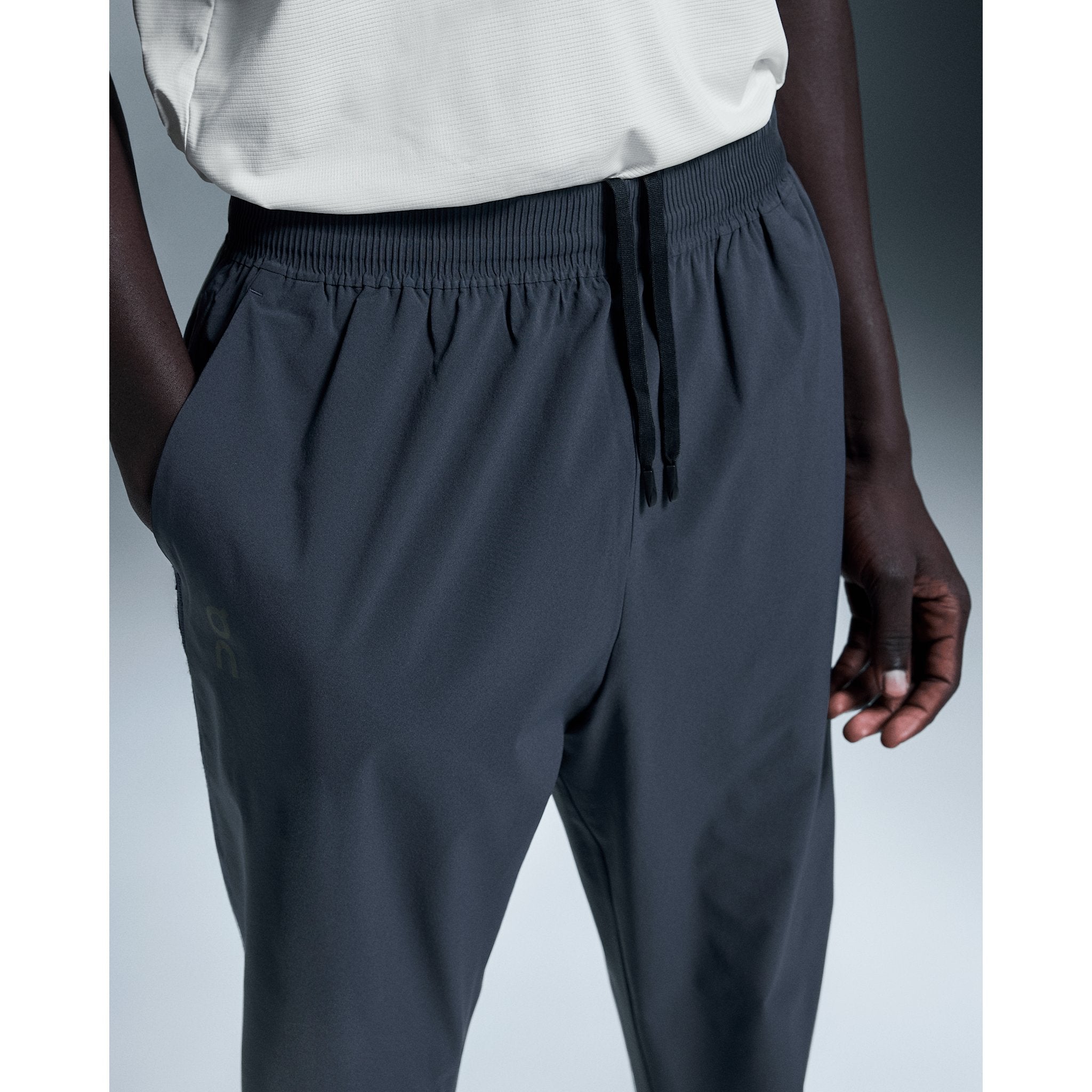 On Focus Pants Midnight